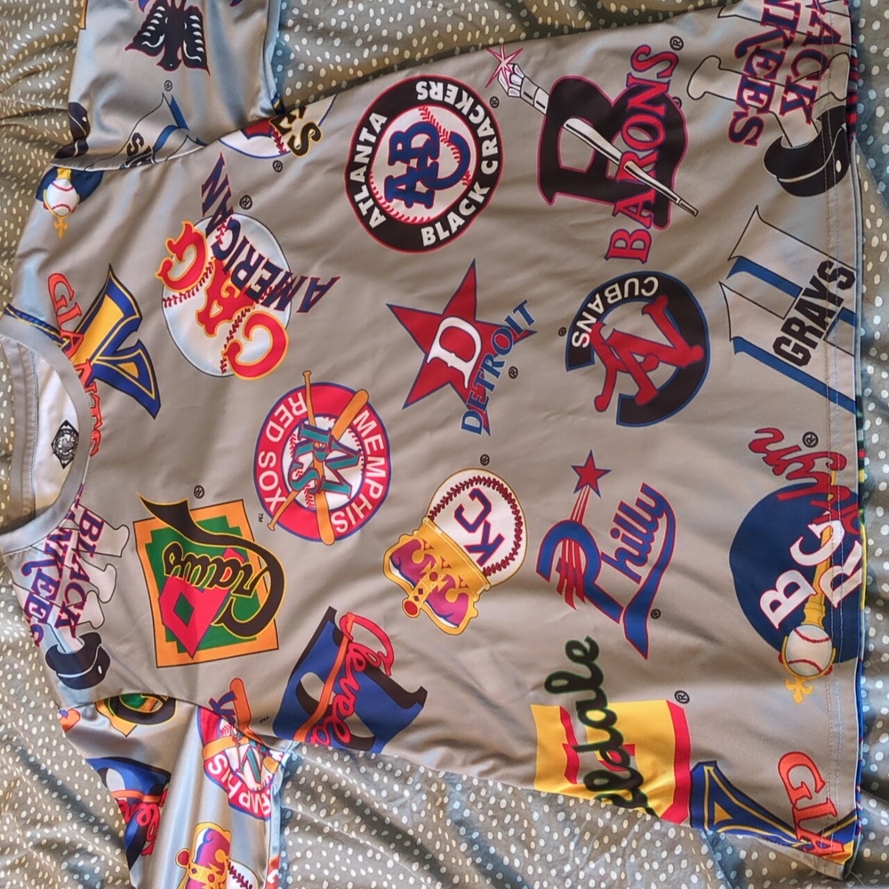 Negro Leagues Baseball Logo Shirt. Men's L.